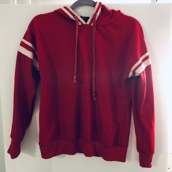 ✨5/$25 Red Sweatshirt - Picture 2 of 6